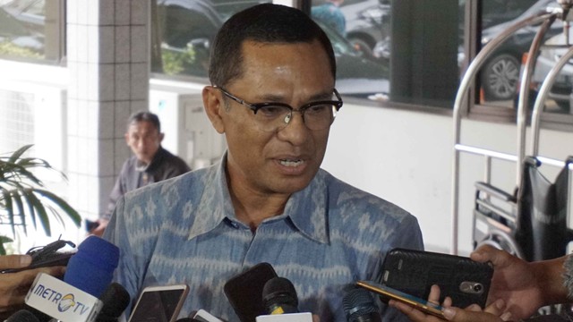 Mantan Menteri Perindustrian Saleh Husin memberikan keterangan kepada wartawan usai menjenguk Menko Polhukam Wiranto di RSPAD Gatot Subroto. Foto: Jamal Ramadhan/kumparan