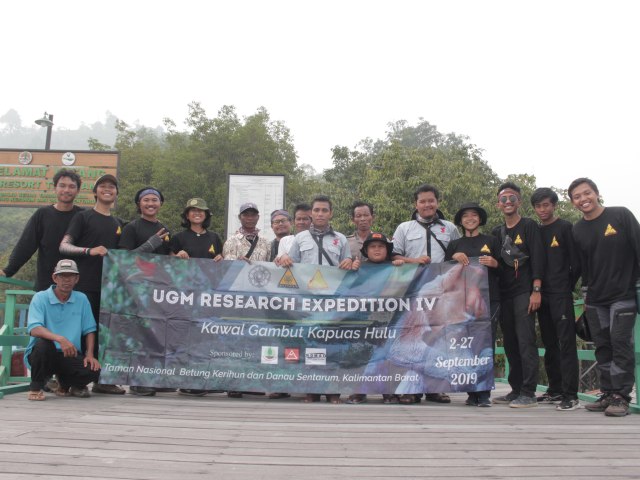 Foto koleksi UGM Research Expedition IV