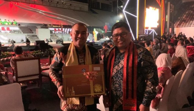 Aceh menerima 4 sertifikat karya budaya, yang diterima langsung Kepala Dinas Kebudayaan dan Pariwisata Aceh, Jamaluddin. Foto: Dok. Disbudpar