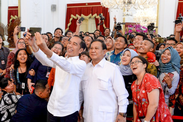 Prabowo dan Jokowi bertemu di ruang Jepara, Istana Merdeka, Jakarta. Foto: Dok. Kris - Biro Pers Sekretariat Presiden
