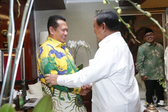 Ketua Umum Partai Gerindra Prabowo Subianto dan Ketua MPR RI Bambang Soesatyo beserta wakil pimpinan MPR RI Foto: Pribadi