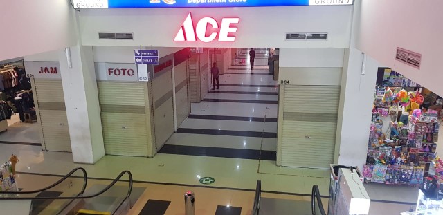 Sepi Pengunjung, Maluku City Mall Tetap Dibuka (1117255)