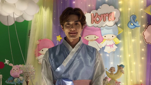 Ulang Tahun Putri Lee Jeong Hoon,