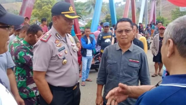 Warga Blokir Jalan, Arus Lalu Lintas Gorontalo-Sulteng Lumpuh 8 Jam (69738)