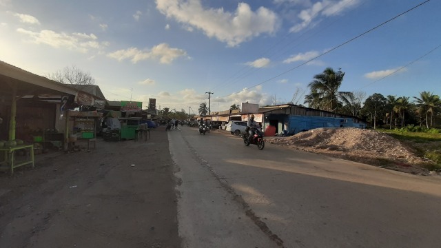 Jalan lingkar tambang yang sudah dibangun pihak perusahaan. Foto: Lukman Budianto/kendarinesia.