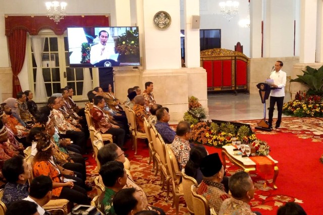 Presiden Jokowi, peresmian Palapa Ring di Istana Negara