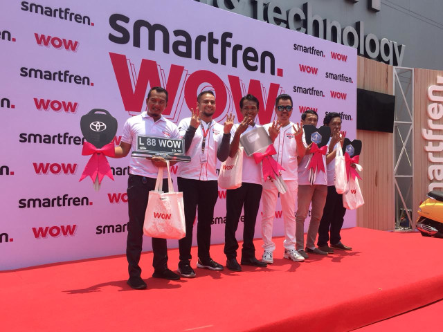 Pemenang undian program Smartfren Wow. Foto: Astrid Rahadiani/kumparan
