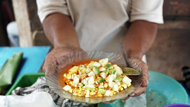 Asinan Jagung Bakar