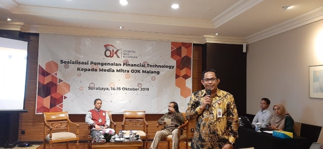 Suasana sosialisasi Financial Tecnologi oleh OJK Malang. 