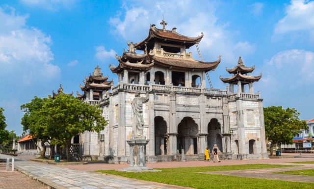 Phat Diem Cathedral di Ninh Binh, Vietnam Foto: Shutterstock