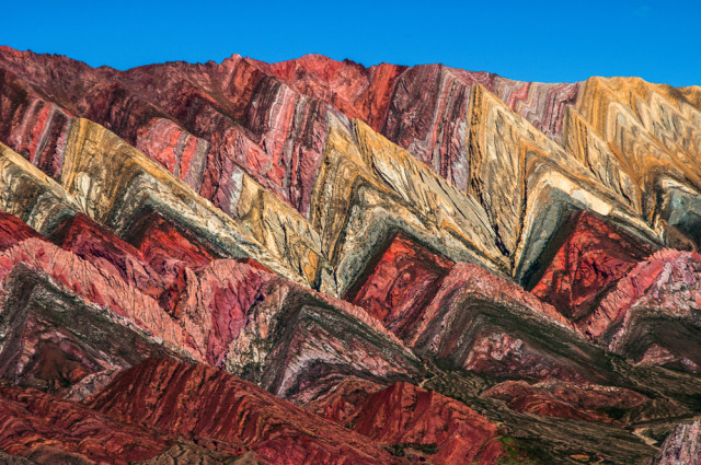 Quebrada de Humahuaca dan pegunungan warna-warni di Salta Foto: Shutterstock