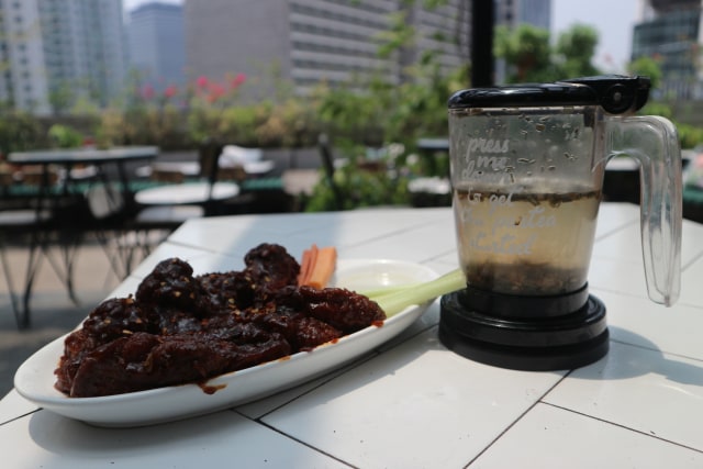 MRT Food Guide (92913)