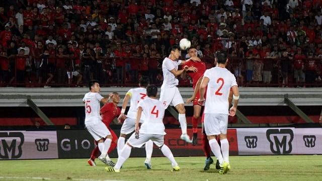 Pertandingan laga Kualifikasi Piala Dunia Grup G antara Timnas Indonesia melawan Timnas Vietnam di Stadion Kapten I Wayan Dipta, Bali, Selasa (15/10/2019). Foto: Fanny Kusumawardhani/kumparan