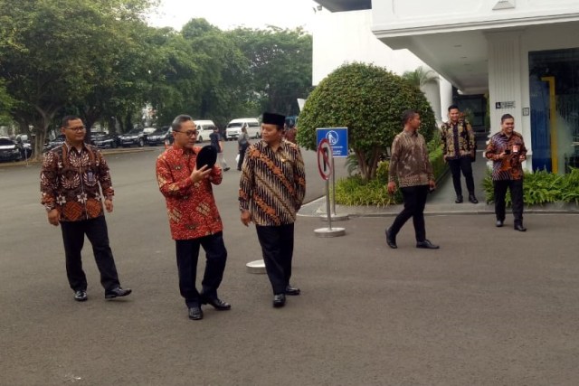 Para pimpinan MPR mulai sambangi Istana Kepresidenan untuk bertemu Presiden Jokowi. Foto: Fahrian Saleh/kumparan