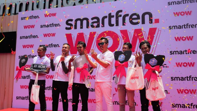 com-Para pemenang undian Smartfren WOW tahap 1. Foto: Maharani Sagita/kumparan.