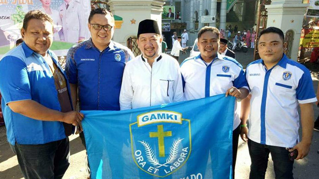 Pengurus GAMKI Manado bersama dengan Wakil Wali Kota Manado saat pengamanan ibadah Sholat Idul Adha beberapa waktu lalu
