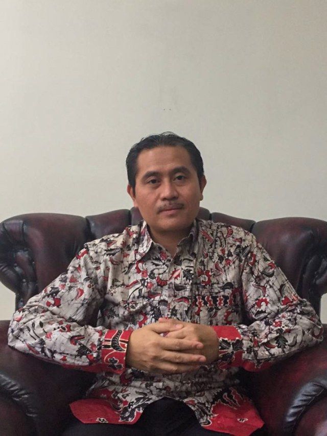 Kepala Pusat Registrasi dan Sertifikasi Halal BPJPH, Mastuki, saat ditemui di kantornya, Kamis (17/10/2019). Foto: Muhammad Lutfan/kumparan