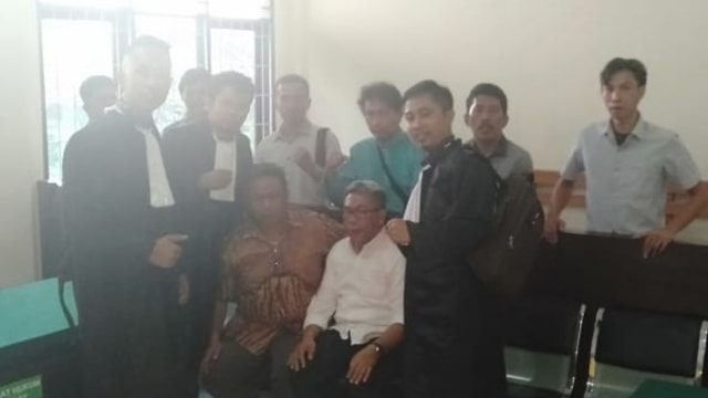 Ketua Dewan Pimpinan Wilayah (DPW) Partai Amanat Nasional (PAN) Provinsi Sulawesi Tengah (Sulteng), Oscar R Paudi divonis bebas oleh majelis hakim Pengadilan Negeri (PN) Palu, Kamis (17/10). Foto: Ikram/PaluPoso