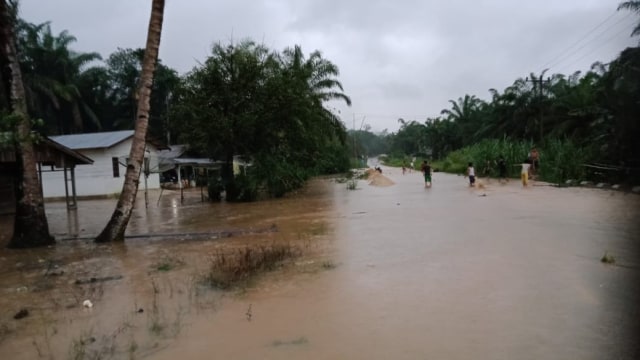 Kawasan Lae Balno, Aceh Singkil dilanda banjir. Dok. BPBD Aceh Singkil