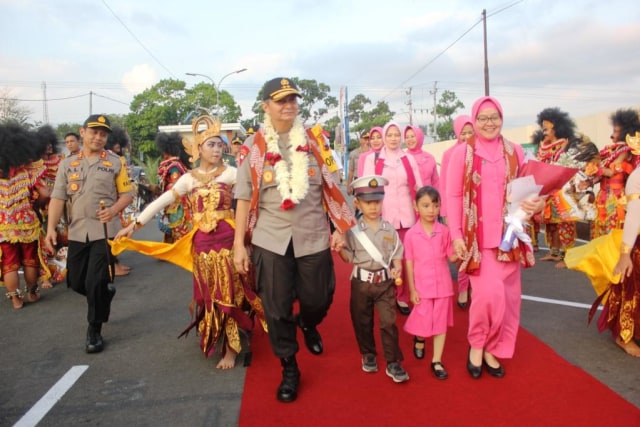 Kapolda Jateng Irjen Rycko Amelza Dahniel mengunjungi Mapolres Temanggung, Kamis (17/10/2019). foto: ari