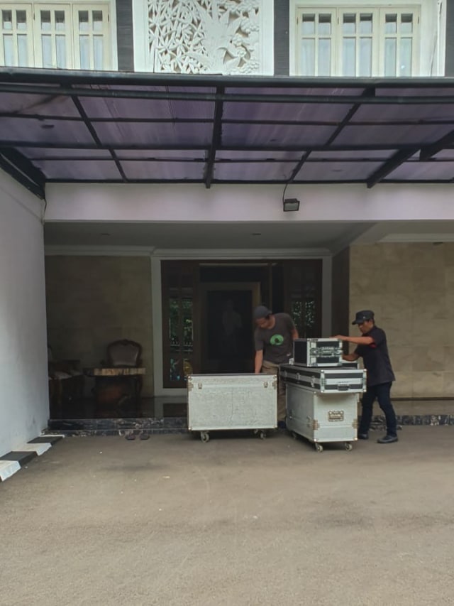 Menteri-menteri yang Sudah Berkemas dari Rumah Dinas (19097)