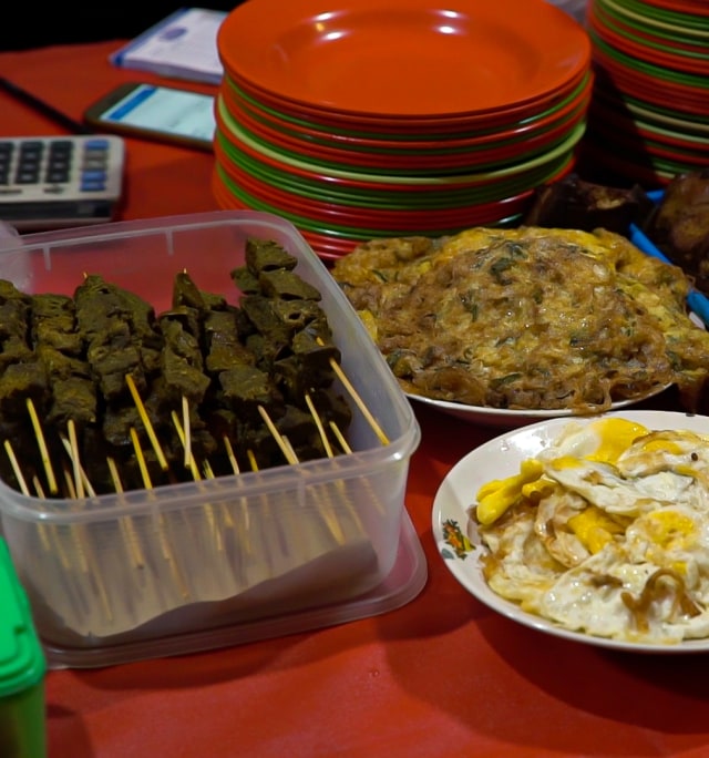 Warung Boma, Makan Pecel Enak Dekat Stasiun MRT Haji Nawi (8839)