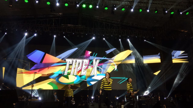 Tipe-X Sukses Pukau Penonton di Konser 'Musik Untuk Republik' (12423)