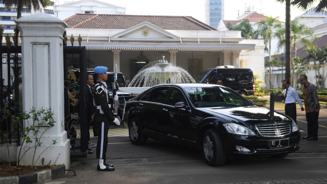 Viral, Pengemudi MINI Nekat Terobos Konvoi RI 2, Apa Sanksinya? (358534)