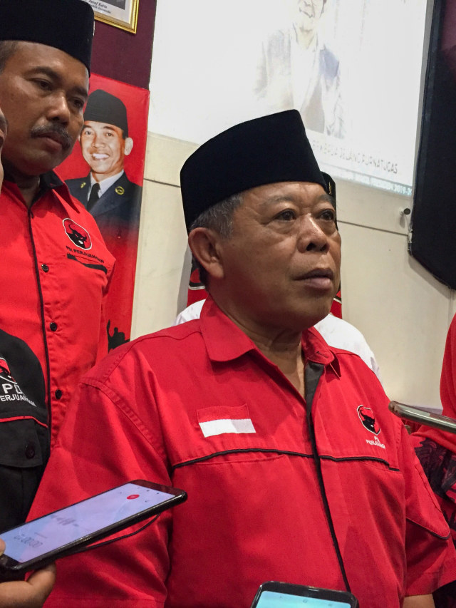ketua DPD PDIP Jatim, Kusnadi. Foto: Yuana Fatwalloh/kumparan