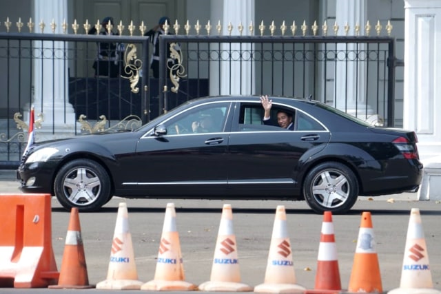 Tak Biasa, Ini Mobil Kepresidenan Jokowi Saat ke Lembata NTT (408874)