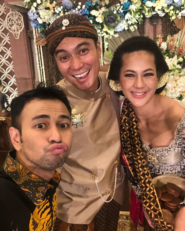 7 Momen Acara Tujuh Bulanan Paula Verhoeven dan Baim Wong (302540)