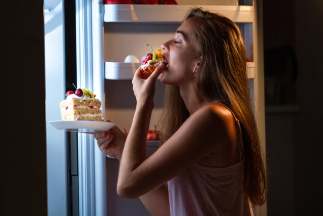 5 Bahaya yang Mengintai dari Kebiasaan Mengulur Waktu Makan (5)