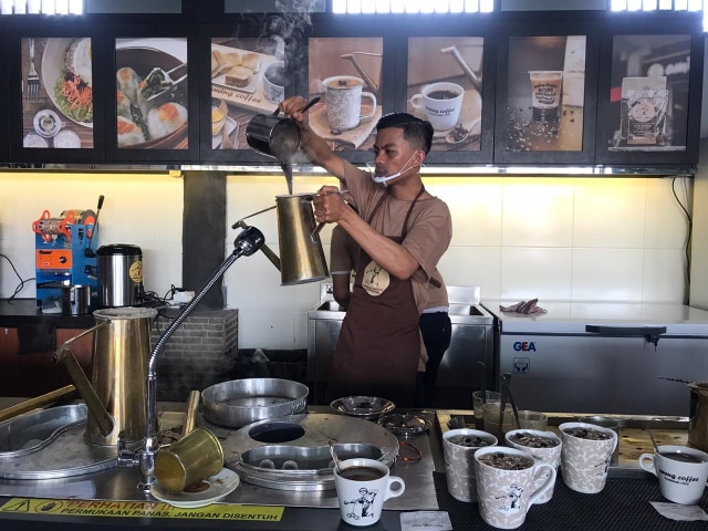 Aming Coffe mmebuka gerai ke sepuluh di Podomoro Pontianak. Foto: Teri/Hi!Pontianak