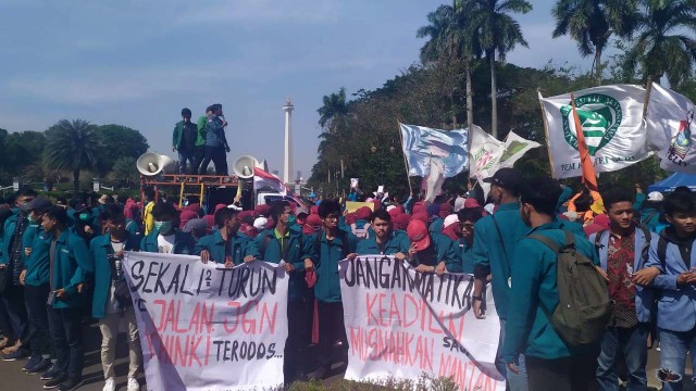 Massa Mahasiswa, BEM SI