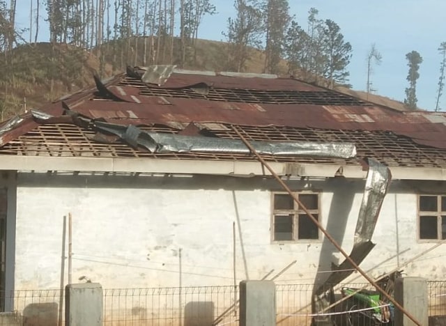 Video: Angin Kencang Terjang Lereng Gunung Slamet, Puluhan Rumah Rusak