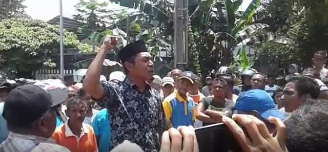 Aksi unjuk Rasa Masayrakat Tulehu (21/10). Dok : Lentera Maluku