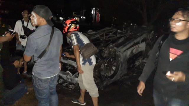 Kondisi mobil polisi yang terbakar