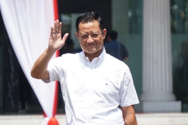 Penuhi Panggilan Jokowi, Wabendum PDIP Juliari Batubara Tiba di Istana (39067)