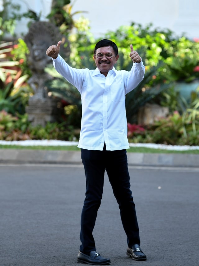 Johnny G. Plate tiba di Kompleks Istana Kepresidenan, Jakarta.  Foto: ANTARA FOTO/Wahyu Putro A