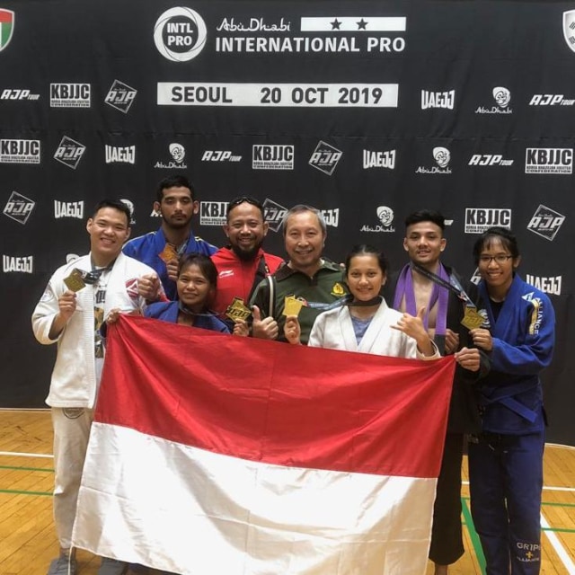 Tim Jujitsu Indonesia raih tiga emas dan tiga perunggu pada ajang Abu Dhabi International Pro di Korea Selatan.
 Foto: Dok. Pengurus Besar Jujitsu Indonesia