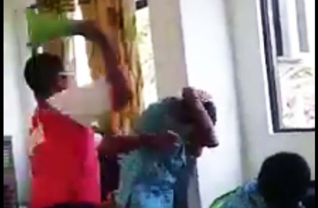Tangkapan layar video viral oknum guru SMK pukul murid di Kota Pasuruan