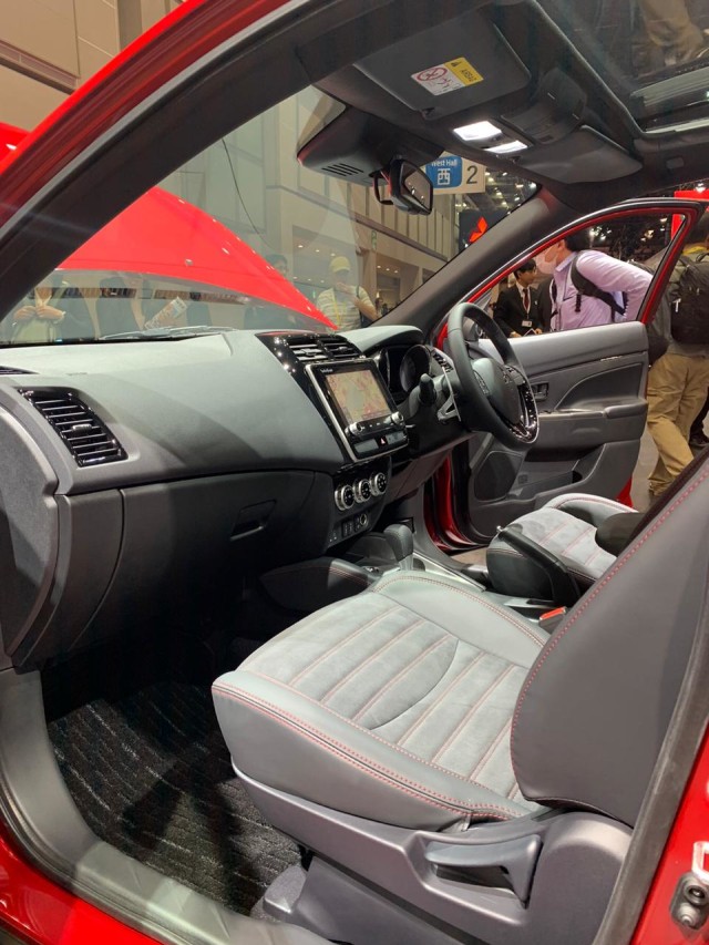 Berjumpa dengan Mitsubishi RVR, Outlander Sport Bermuka Dynamic Shield (68892)