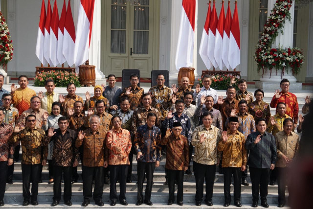 Foto bersama Kabinet Indonesia Maju di Istana Kepresidenan, Jakarta, pada Rabu (23/10). Foto: Kevin Kurnianto/kumparan