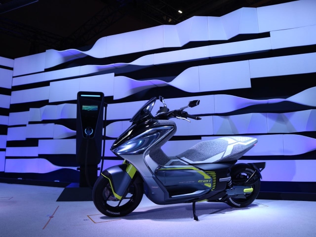 Foto: Kenalkan Yamaha E01, Calon Kuat Pesaing Honda PCX Listrik