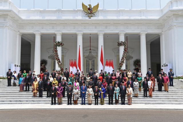 Menepis Isu Reshuffle Kabinet Jokowi di Tengah Pandemi (3431)