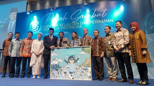 Upacara serah terima jabatan Susi Pudjiastuti kepada Edhy Prabowo sebagai Menteri KKP periode 2019-2024, di Gedung Mina Bahari III, Jakarta, Rabu (23/10/2019). Foto: Iqbal Firdaus/kumparan