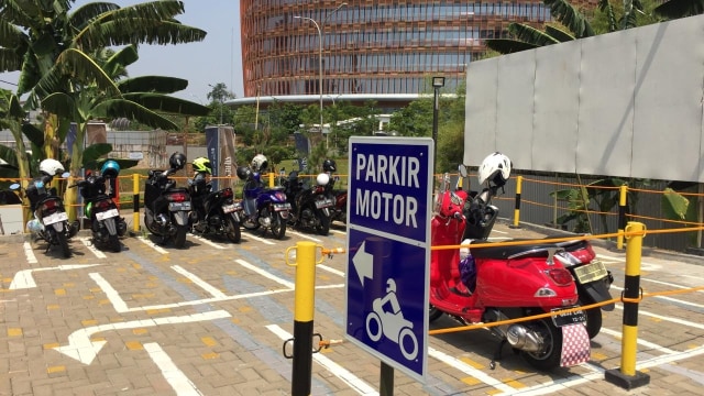 Pesona Park and Ride Belum Menggaet Hati Pengendara Motor (3063)