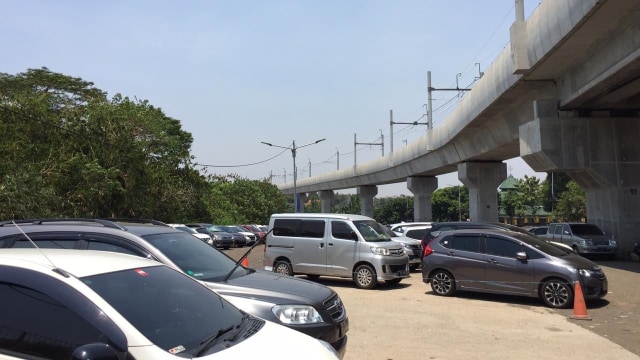 Merayu Warga Beralih ke Transportasi Umum Lewat Park and Ride MRT (12617)