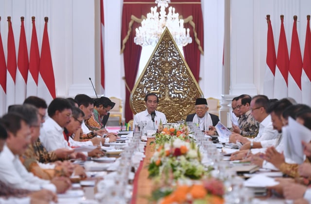 Sejumlah menteri kabinet indonesia maju mengikuti sidang kabinet paripurna di Istana Merdeka, Jakarta, Kamis (24/10/2019). Foto: Dok. Rusman - Biro Pers Sekretariat Presiden