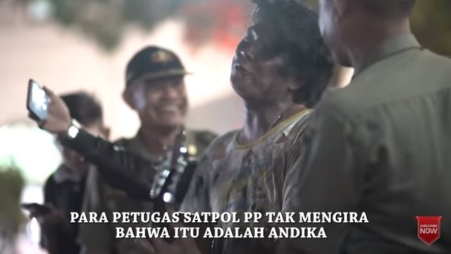 Andika Mahesa nge-prank jadi gembel dan ditangkap Satpol PP